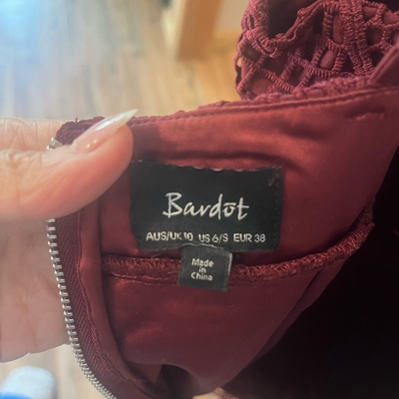 Bardot Deep Red Lace Dress - Picture 4 of 4